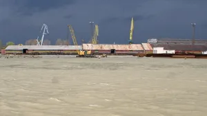 Vârf de viitură pe Dunăre, la intrarea în România