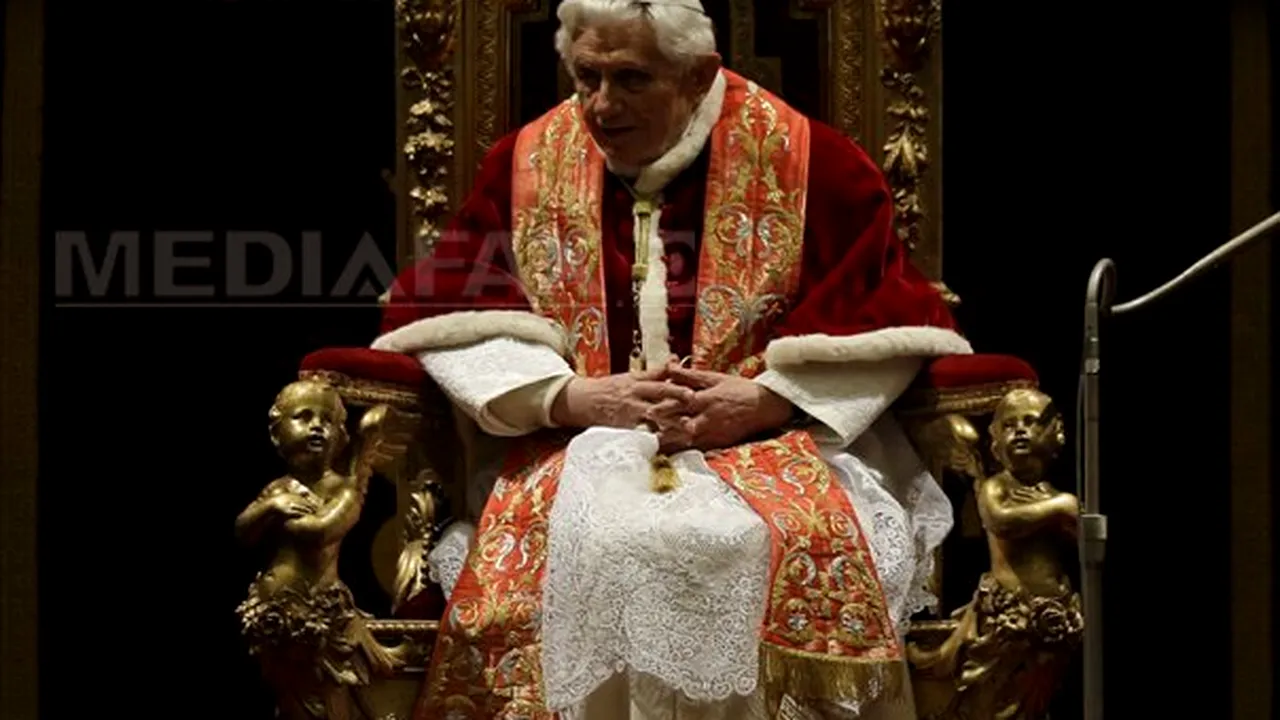 Papa Benedict al XVI-lea face apel la o presă cu mai puţine subiecte negative