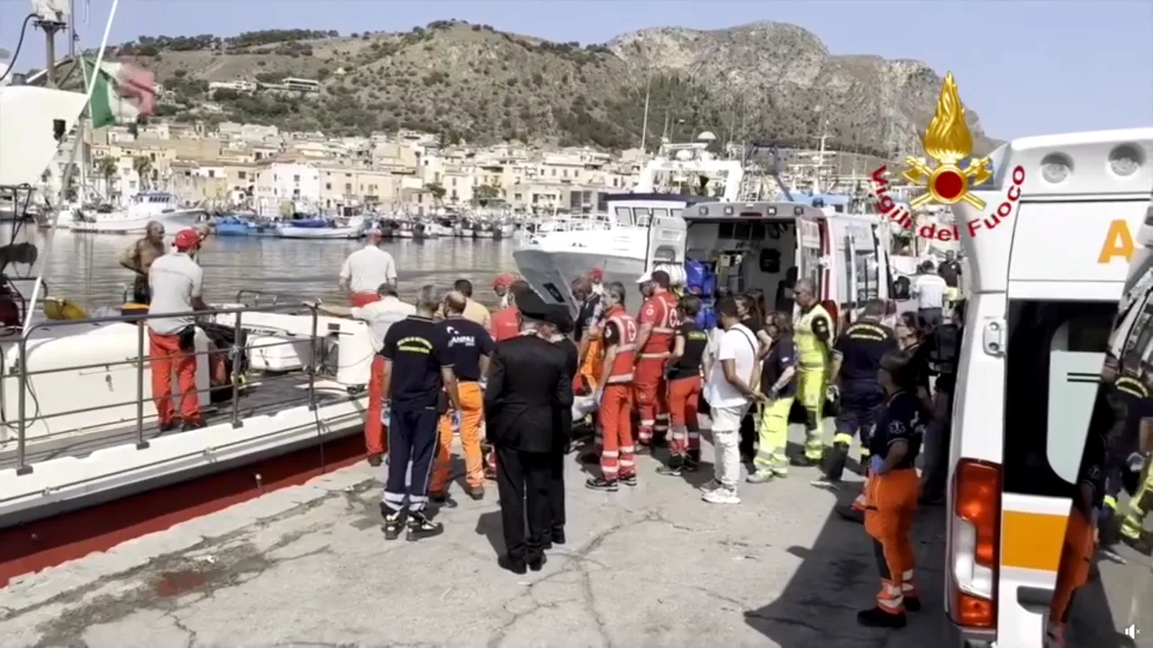 Operaţiune de căutare a unor persoane dispărute după scufundarea unui iaht în Sicilia
