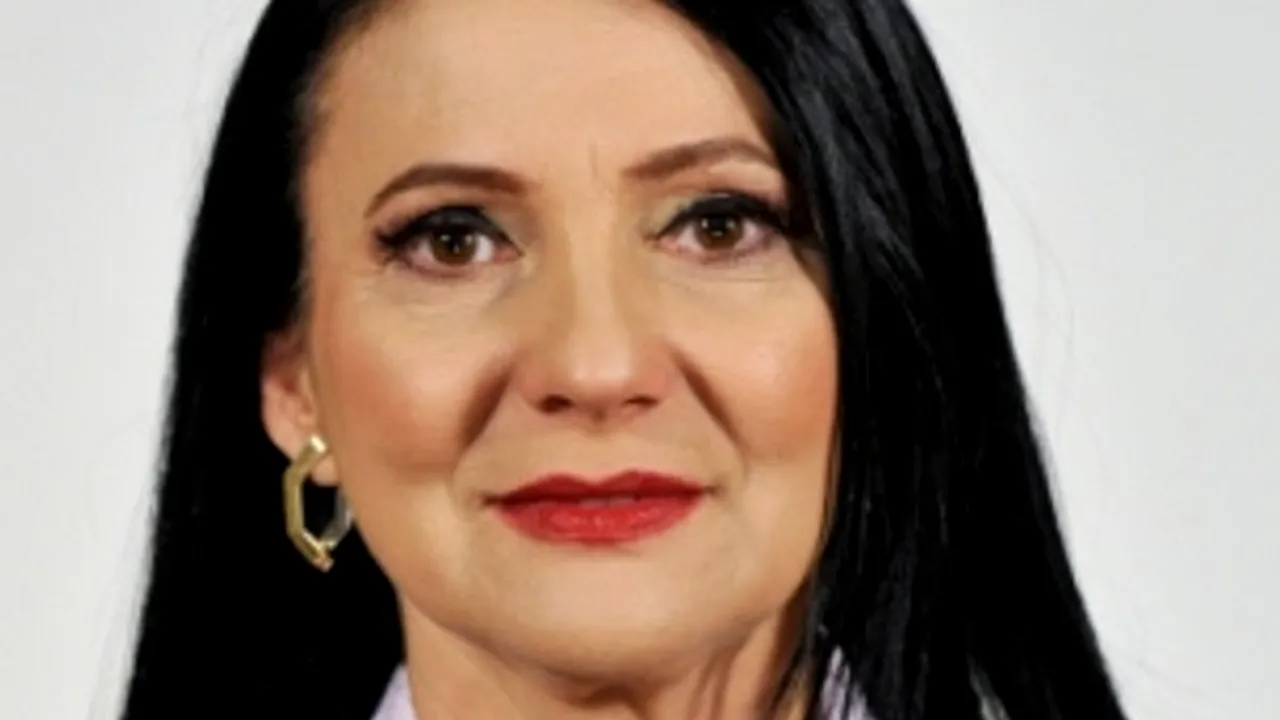 BIO: Cine este Sorina Pintea, propunerea PSD pentru Ministerul Sănătăţii / În 2011, poliţiştii au făcut descinderi la locuinţa acesteia, în urma cărora fiul ei a fost arestat
