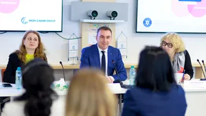 Sute de mii de români din oraşe, comune şi sate vor dobândi competenţe digitale de bază 