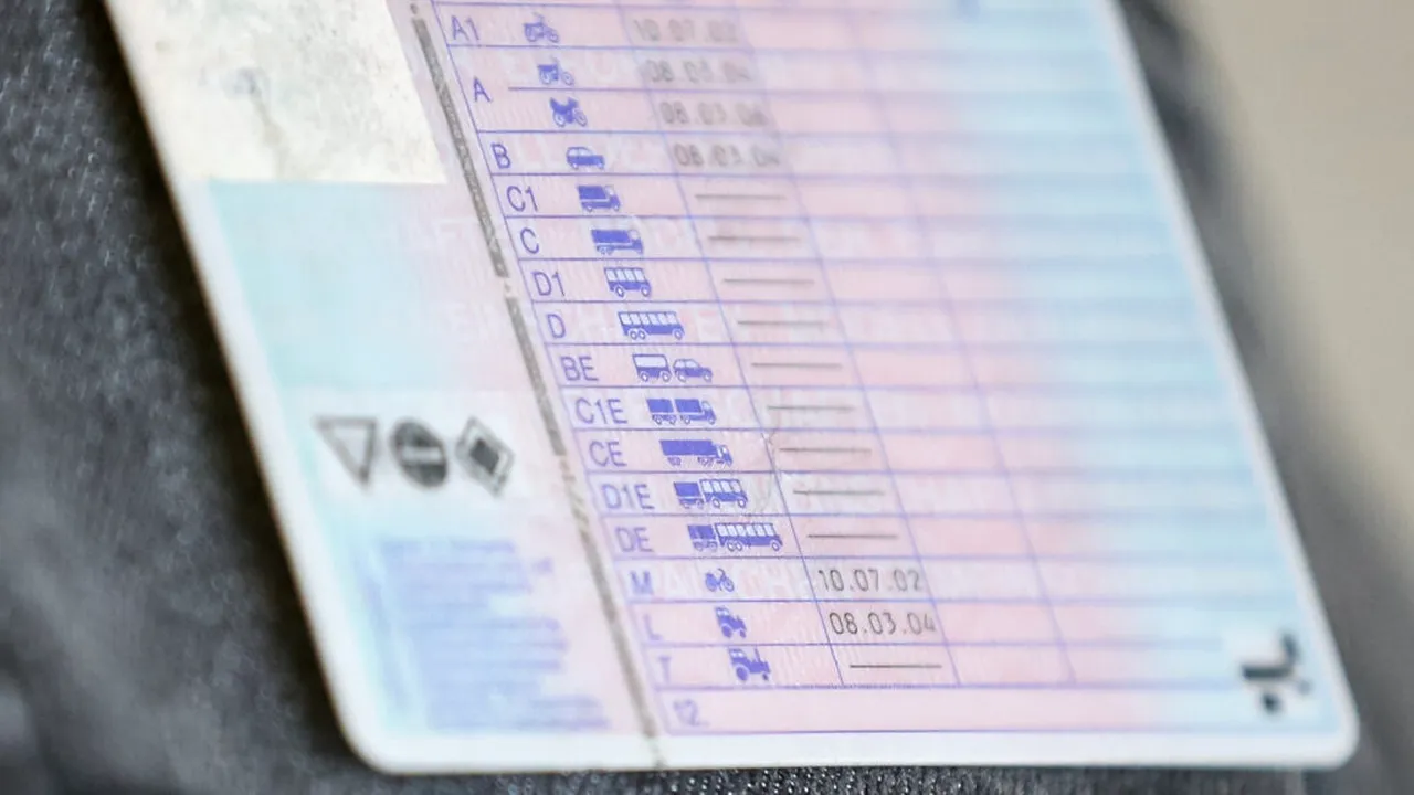 Noutăți pentru șoferi! Permisul de conducere digital va fi introdus în toate statele UE. Ce valabilitate va avea