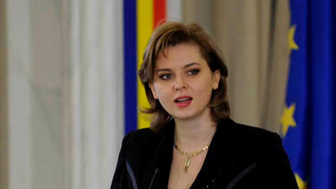 Anastase consideră corectă poziţia premierului Boc privindu-i pe miniştrii Şeitan şi Vlădescu