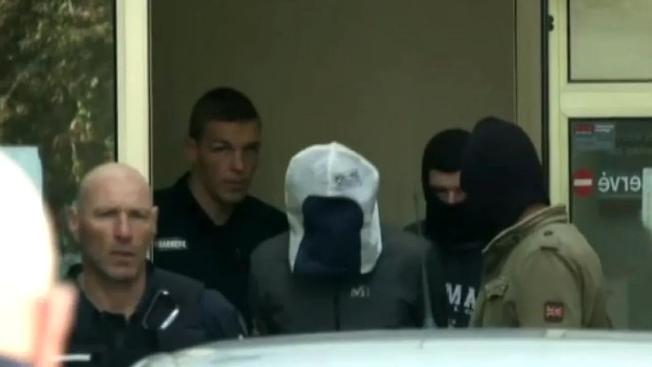Fost lider al unei grupări separatiste care a ucis 850 de oameni, arestat în Franţa după 17 ani de fugă | VIDEO