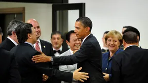 Summit G8: Economia mondială se confruntă cu riscuri semnificative - VIDEO