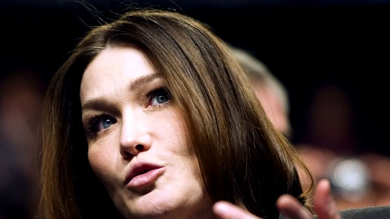 DE NERECUNOSCUT! Ce efect au avut injecţiile cu botox asupra Carlei Bruni - FOTO