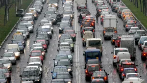Propunere legislativă: Amendarea şoferilor în funcţie de venitul lor
