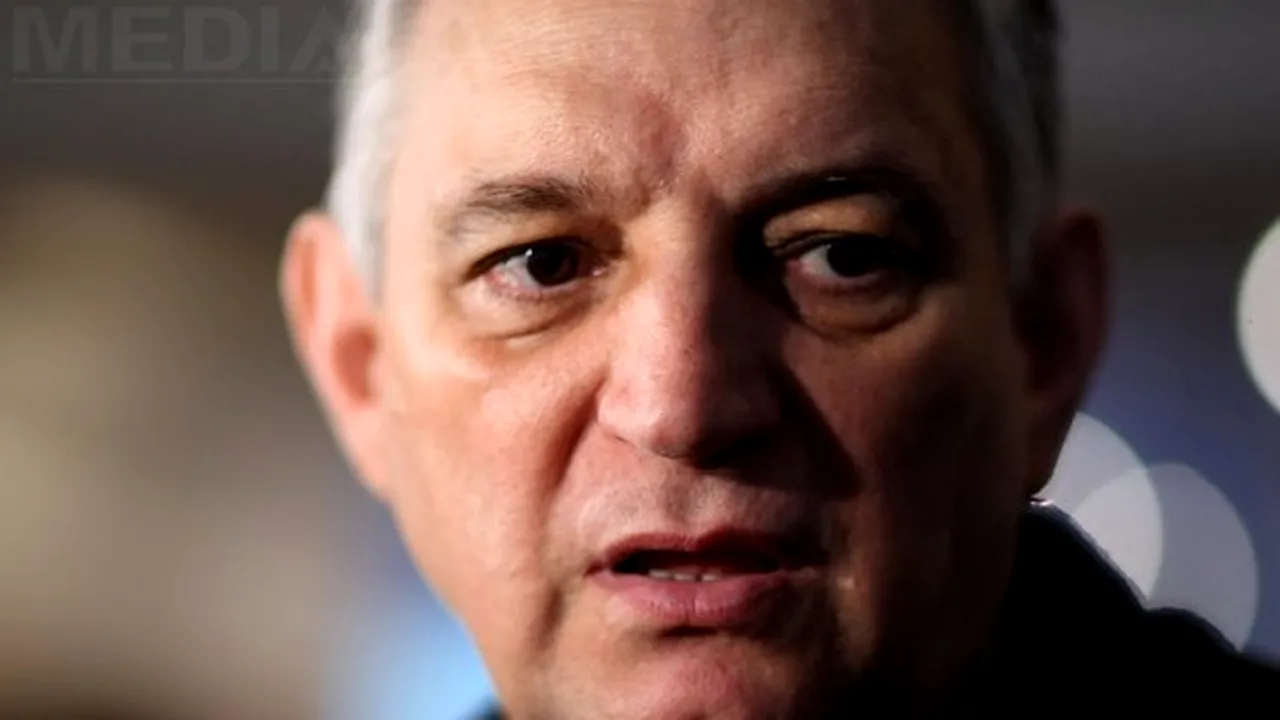 Ilie Sârbu, în BP: Membrii Guvernului ne ţin la uşi, ne sfidează! Îşi bat joc de noi?