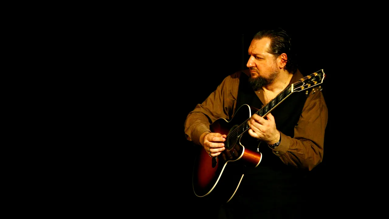 A fost desemnat vicepreşedintele Institutului Cultural Român. Este un apreciat muzician şi compozitor
