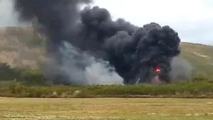 Un puşcaş marin a murit şi 21 au fost răniţi în urma prăbuşirii unei aeronave în Hawaii - VIDEO