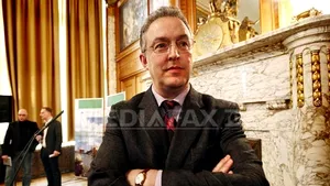 Primarul din Rotterdam: Am costum şi maşină mai ieftine decât Mazăre, dar amândoi suntem moderni