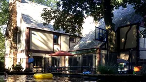 Celebra locuinţă a clanului Corleone din filmul 