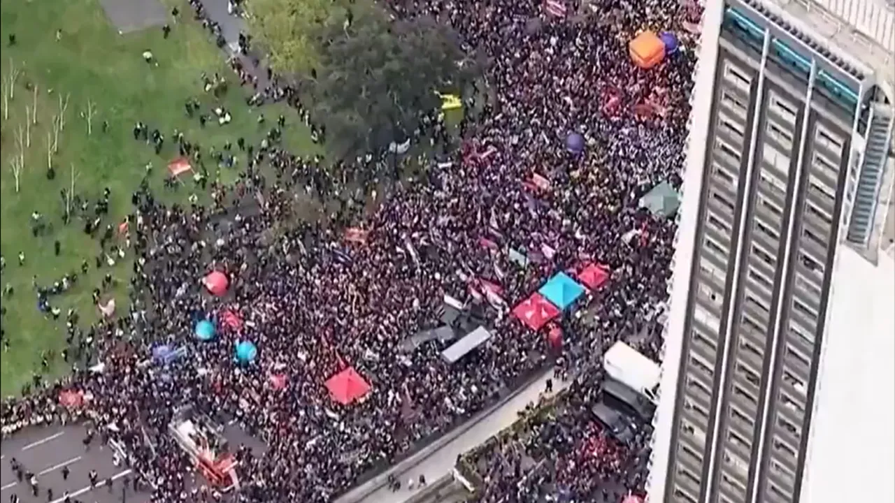 Manifestații de amploare în Londra: Sute de mii de oameni au protestat față de extrema dreaptă