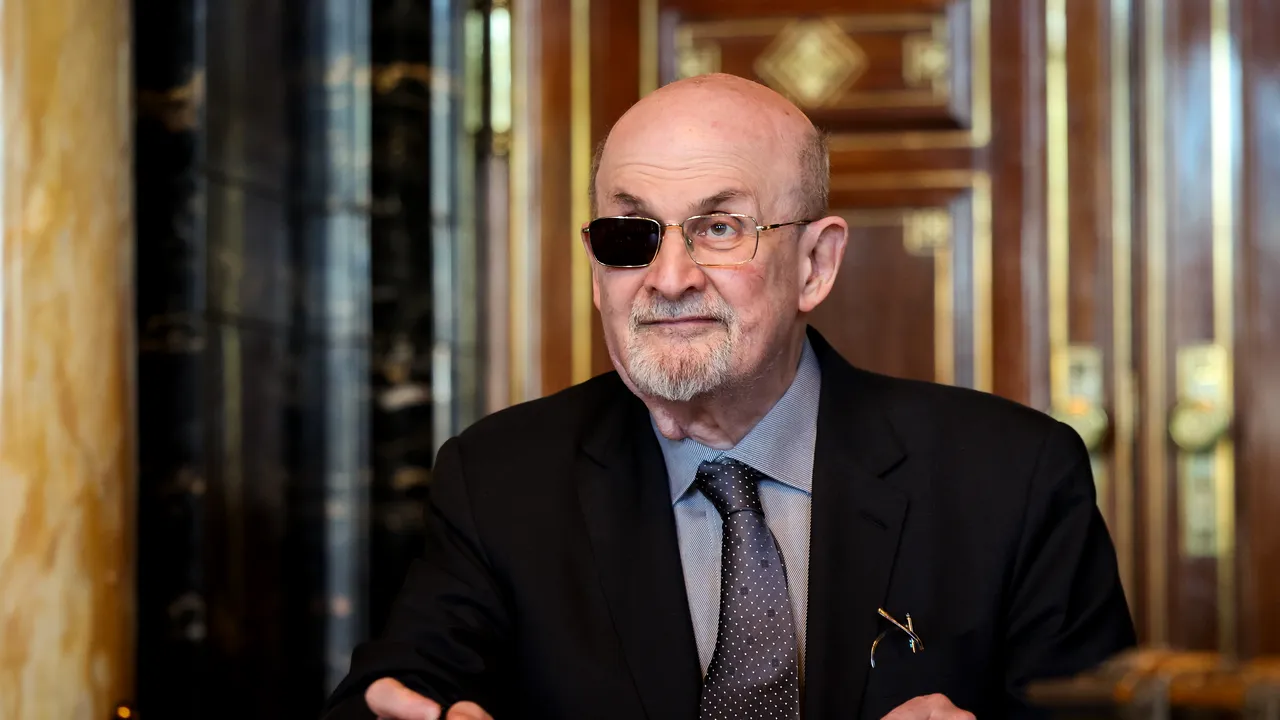 Bărbatul acuzat că a încercat să îl ucidă pe scriitorul Salman Rushdie, găsit vinovat
