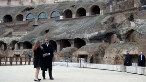 Barack Obama, în vizită la Colosseum: 