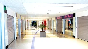 Mallul Sun Plaza se extinde cu pasaj la metrou, club de distracţie şi cinema