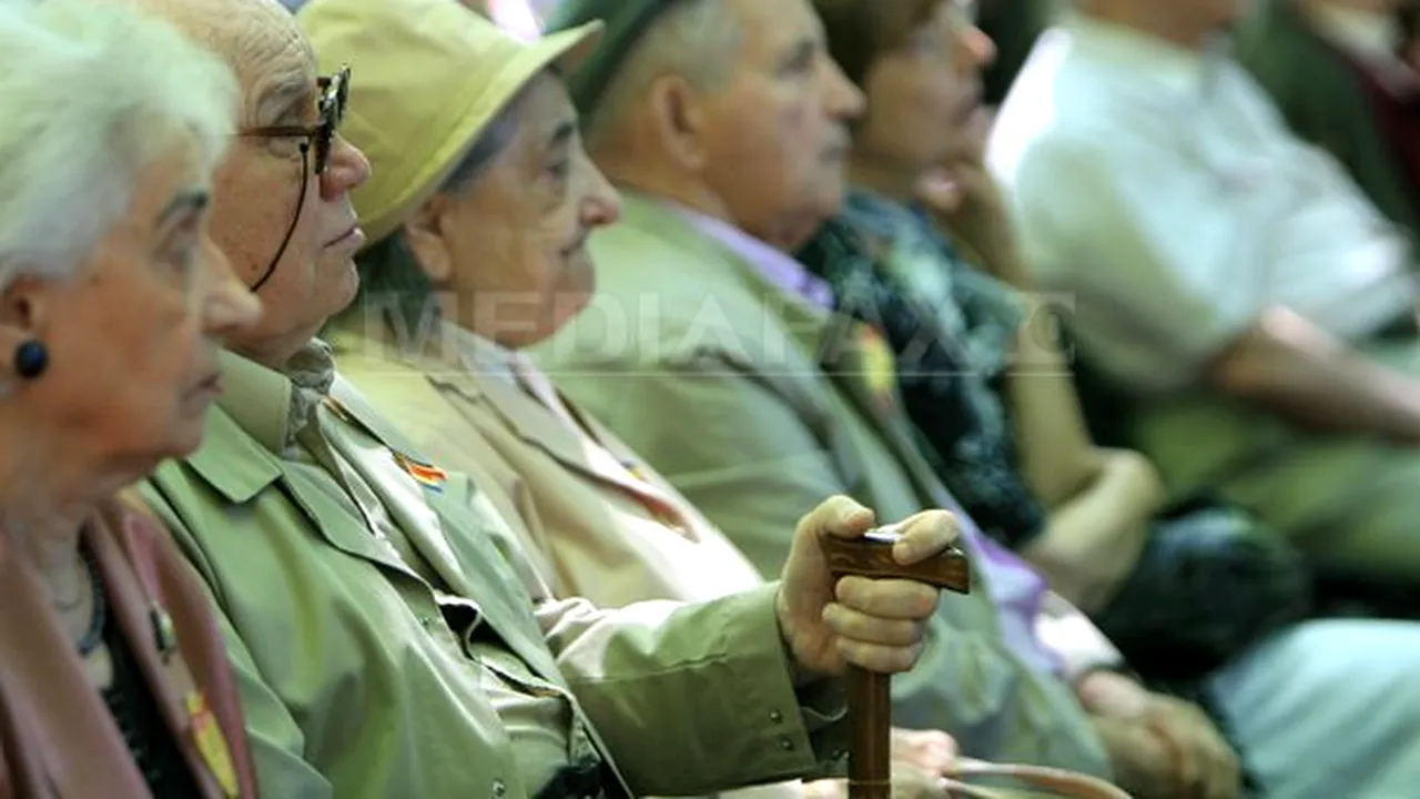 INS: Numărul pensionarilor a scăzut cu 107.000 în trimestrul trei faţă de perioada similară din 2011
