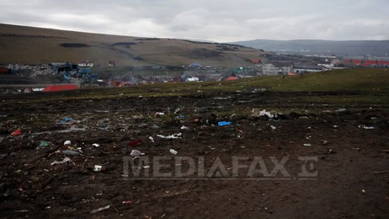 Cluj: Rampa temporară de deşeuri de la Pata Rât a fost închisă, autorităţile caută soluţii