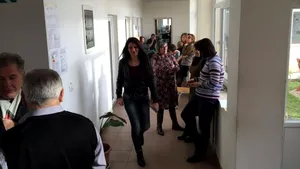 Timiş: Angajaţii Primăriei Dumbrăviţa se află în cea de-a doua zi de grevă