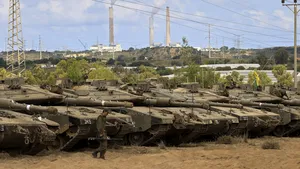Patru palestinieni au fost ucişi în confruntări cu armata israeliană. Rachetă, lansată spre Israel