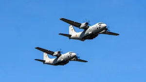 MApN: Avioane la joasă înălțime și coloane de tehnică militară pe șosele. „Nu vă panicați”