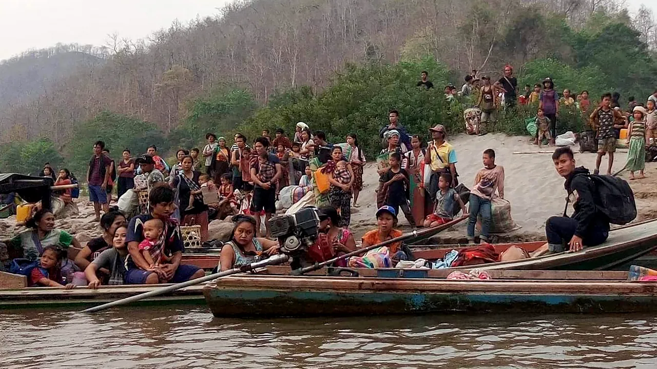 O nouă criză a migraţiei? Mii de persoane fug din calea represiunilor sângeroase ale armatei din Myanmar, dar se lovesc de 