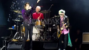 Chitaristul Ronnie Wood: The Rolling Stones ar putea să lanseze un nou album anul acesta. Avem ceva în pregătire, dar nu spun mai multe. Buzele mele sunt sigilate