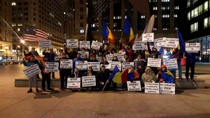 FOTO Proteste în oraşe din străinătate faţă de Ordonanţa 13. Românii din diaspora s-au solidarizat cu mitingurile din ţară