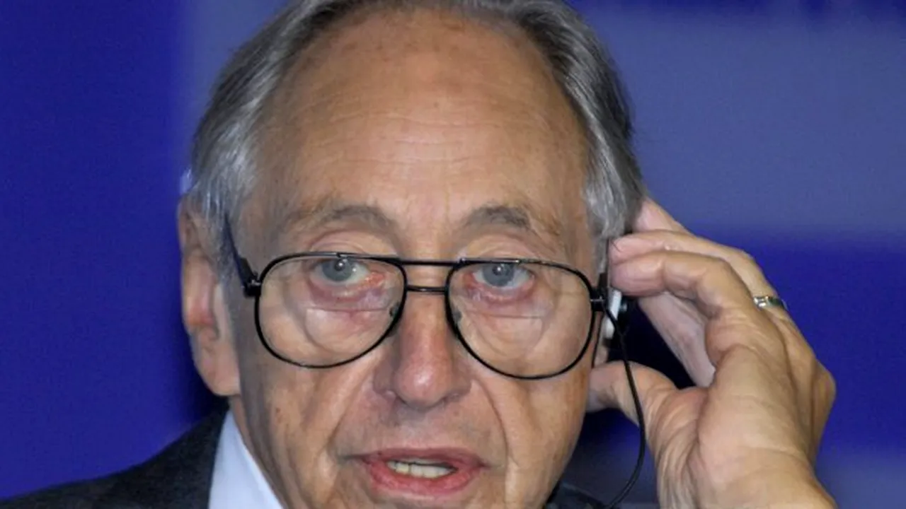 Ce ne aşteaptă în următorii 40 de ani: Alvin Toffler şi-a anunţat predicţiile