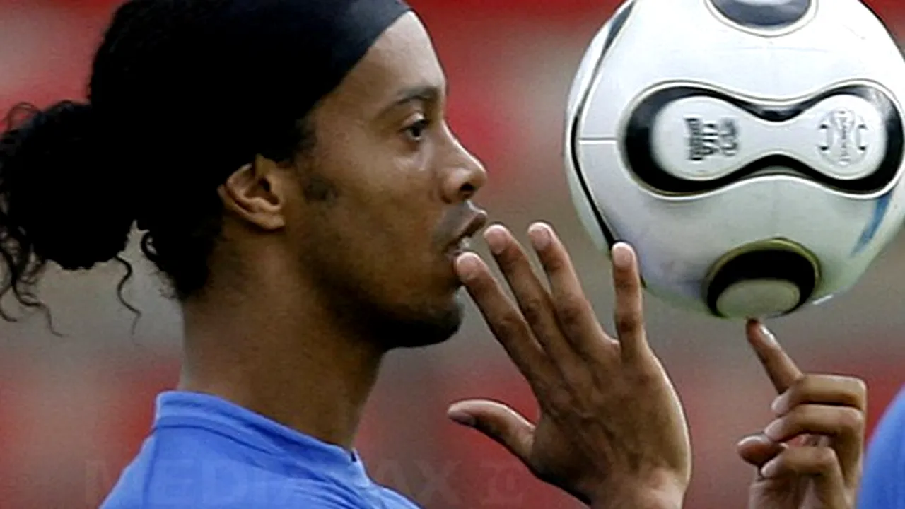 Ronaldinho s-a retras din activitatea competiţională. 