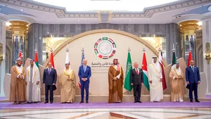 Biden i-a asigurat pe liderii arabi de angajamentul SUA în regiune, în timp ce face lobby pentru o alianţă regională de securitate care să integreze Israelul