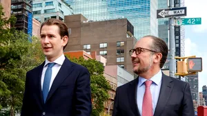 Cine este Alexander Schallenberg, noul cancelar al Austriei? Sebastian Kurz şi-a anunţat sâmbătă demisia