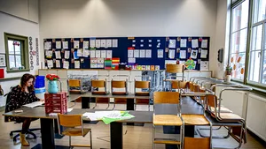 Lecţie de empatie, „predată” pe Facebook de o profesoară. Mesajul său a devenit viral: „Avem tendinţa de a privi elevii ca pe nişte numere”