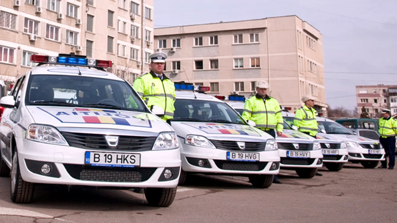 Cinci Loganuri echipate cu radarele Stealth s-au ciocnit între ele pe autostradă