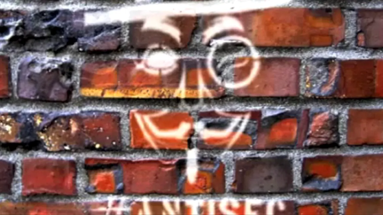 Anonymous a postat conversaţii între FBI şi Scotland Yard