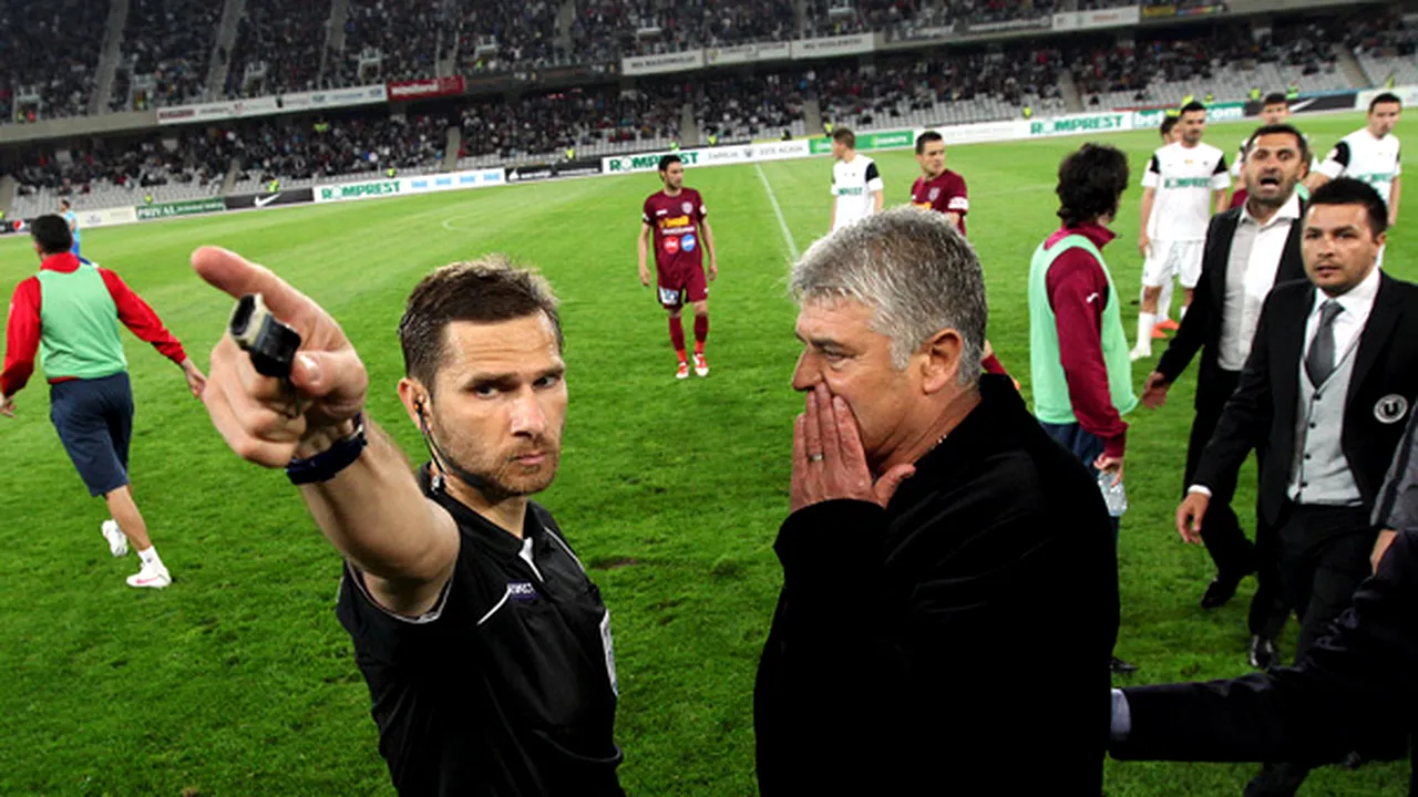 Meciul Universitatea Cluj - CFR Cluj, întrerupt din cauza incidentelor: Andone şi-a scos echipa de pe teren. Partida nu se va mai relua