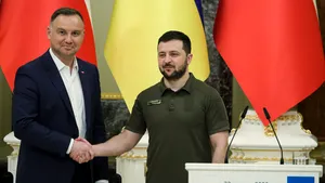  Preşedintele Poloniei l-a contactat pe  Volodimir Zelenski şi pe Rishi Sunak, Premierul polonez a discutat cu Emmanuel Macron 