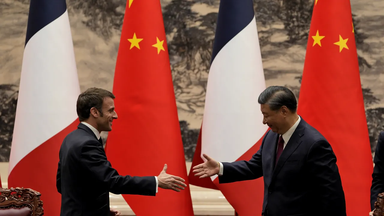 Diplomat francez: Xi Jinping intenţionează să îl sune pe Volodimir Zelenski