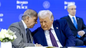 Cine sunt Shehbaz Sharif și mareșalul Asim Munir, oamenii ce au intermediat armistițiul SUA-Iran