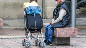 De la zero, cu 7.500 de dolari în buzunar. Cum s-a schimbat într-un an viaţa unor persoane rămase fără adăpost