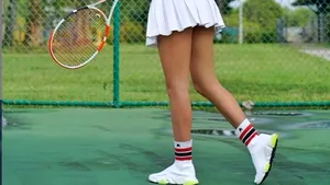 Tenismena Angelina Dimova se pregăteşte să revină în circuit într-o ţinută foarte sexy