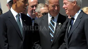 Consilierii lui Obama au analizat în secret posibilitatea de a-l înlocui pe Biden cu Clinton în 2012