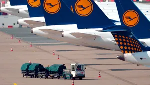 Greva piloţilor Lufthansa a fost prelungită până vineri, pentru zborurile pe distanţe scurte