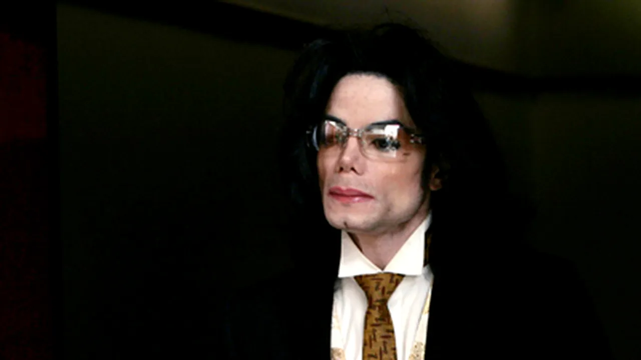 Michael Jackson a murit din cauza unei doze letale de anestezic - VIDEO