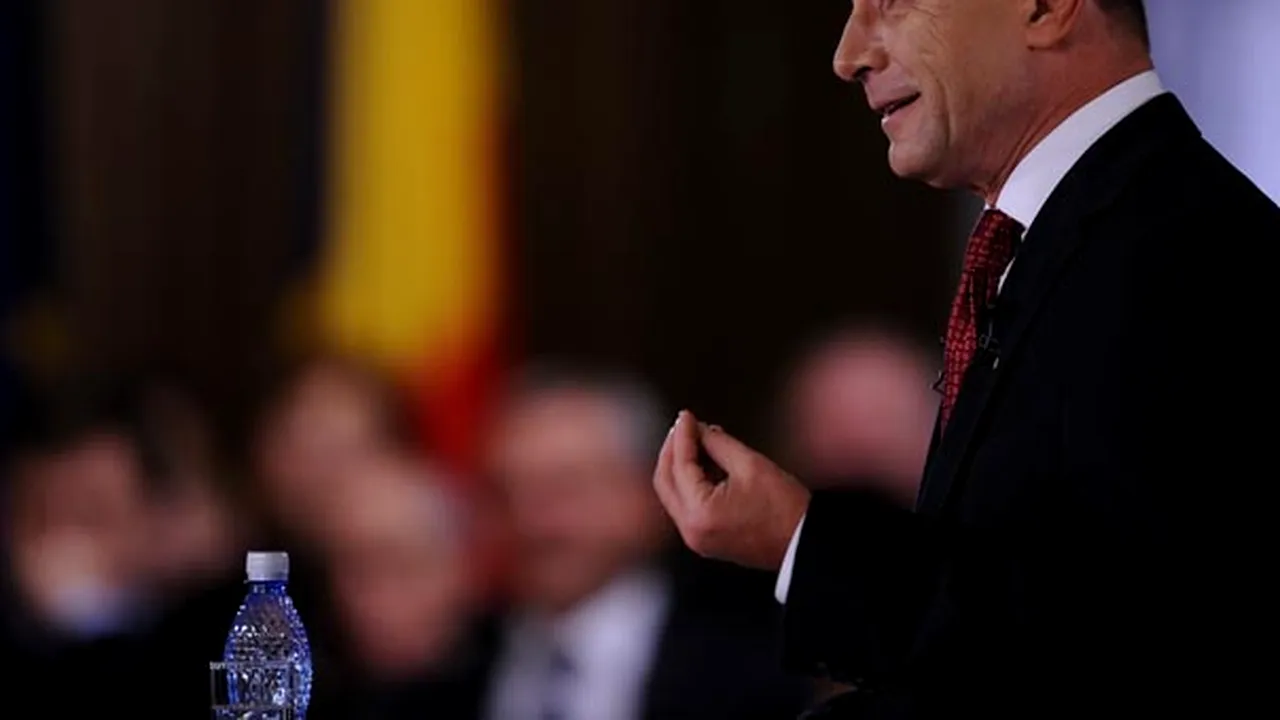Băsescu: Dacă PSD contestă alegerile, va fi extrem de penibil - VIDEO