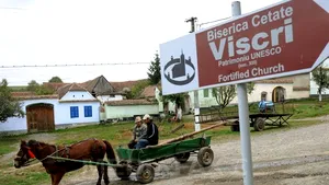 Viscri, un sat părăsit din România, readus la viaţă de romi şi germani - GALERIE FOTO