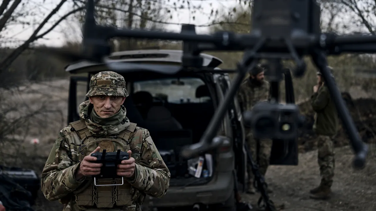 Războiul din Ucraina este primul conflict high-tech din secolul 21