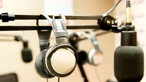 Grupul Lagardere vinde posturile de radio europene, inclusiv din România, pentru 73 milioane de euro