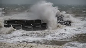 Două curse Tarom, anulate din cauza furtunii Ciara ce traversează nord-vestul Europei