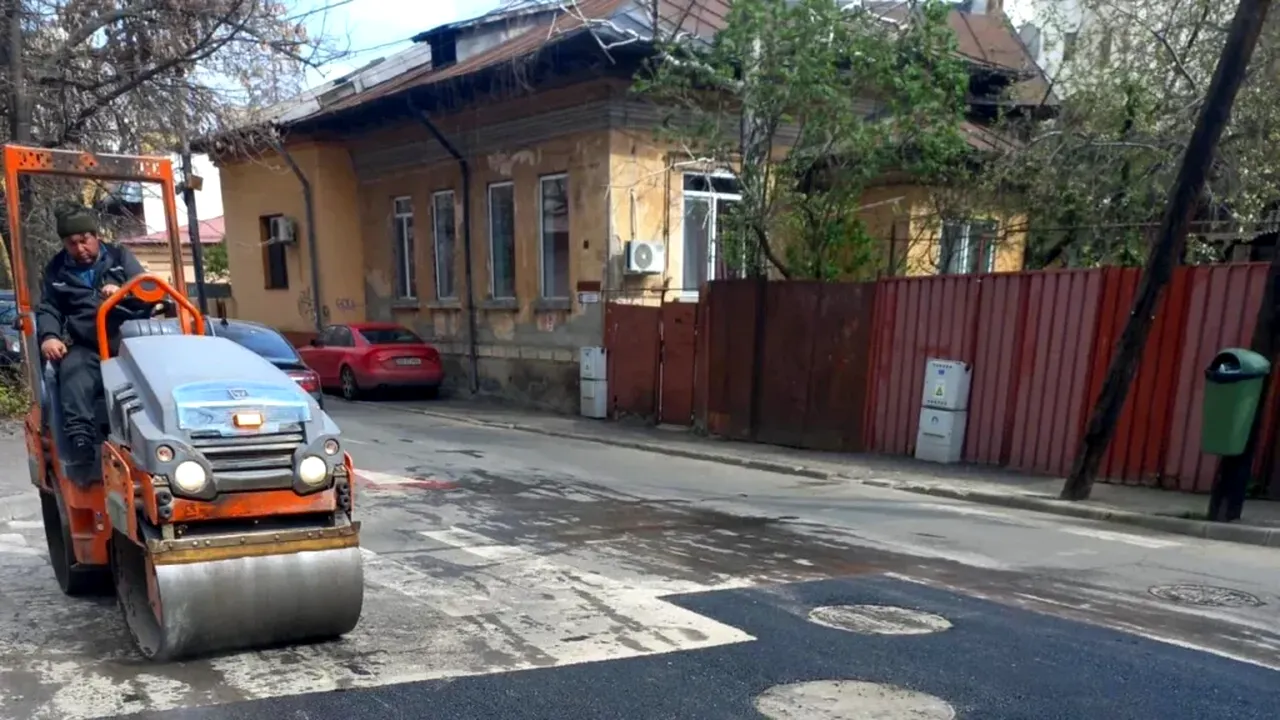 INTERVENȚII pentru restaurarea infrastructurii pe strada Lanțului, în apropiere de Calea 13 Septembrie